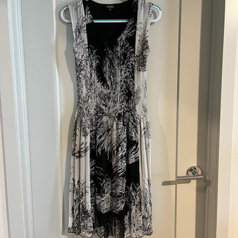 Veeca Dress